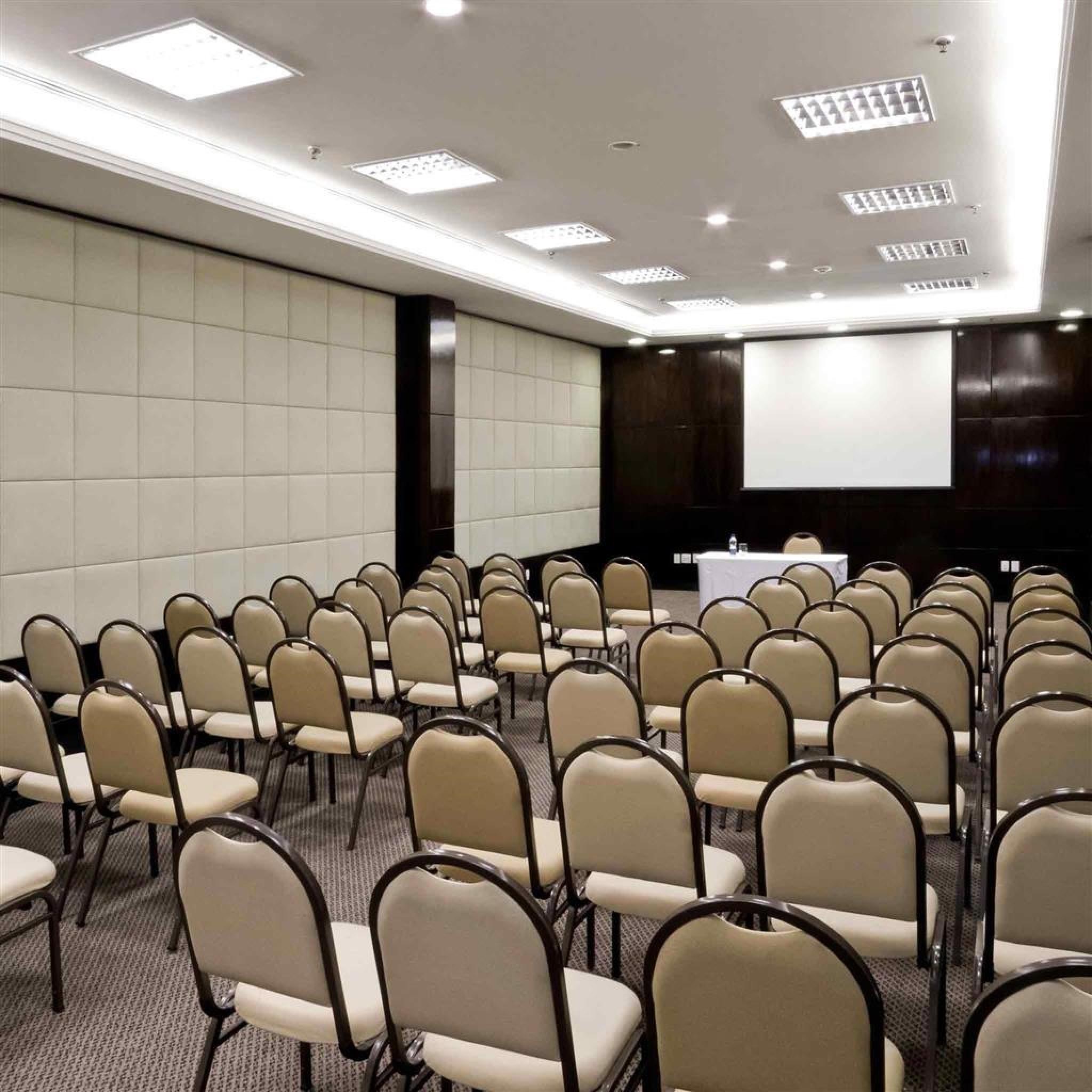 Hotel Caesar Business Belvedere 4*